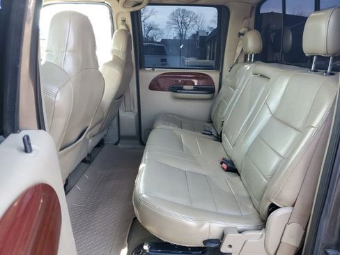 Used 2006 Ford F250 Lariat image 28