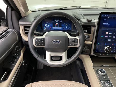 Used 2024 Ford Expedition Max Limited w/ Excursion Package AWD/4WD image 17