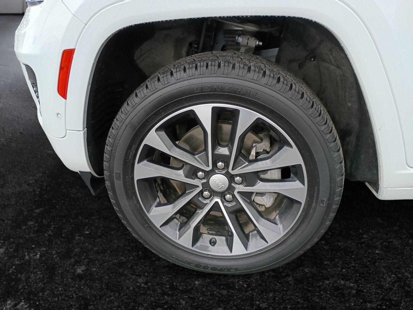 Used 2021 Jeep Grand Cherokee L Overland AWD/4WD image 15