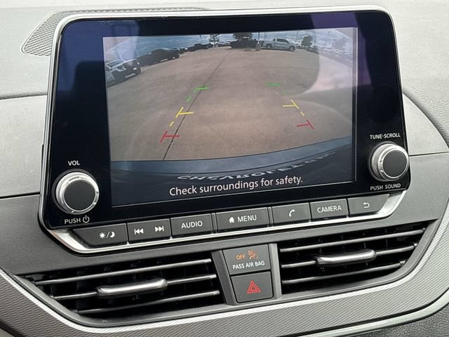 Used 2024 Nissan Altima 2.5 SR FWD image 15