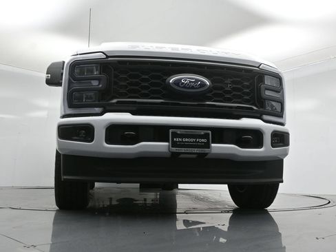 New 2026 Ford F350 XL w/ STX Appearance Package AWD/4WD image 39