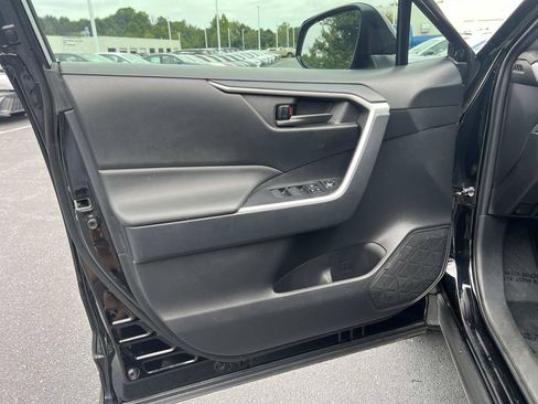 Used 2025 Toyota RAV4 LE FWD image 20