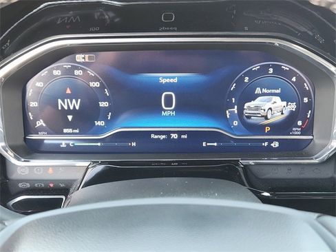 Certified 2025 Chevrolet Silverado 1500 High Country w/ Technology Package image 17