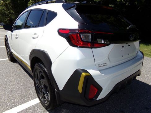 Used 2024 Subaru Crosstrek 2.5i Sport w/ Crosstrek Mirror Package AWD/4WD image 9