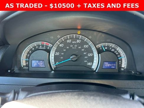 Used 2014 Toyota Camry SE image 18