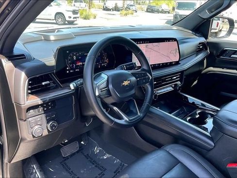 Used 2025 Chevrolet Tahoe LT AWD/4WD image 14