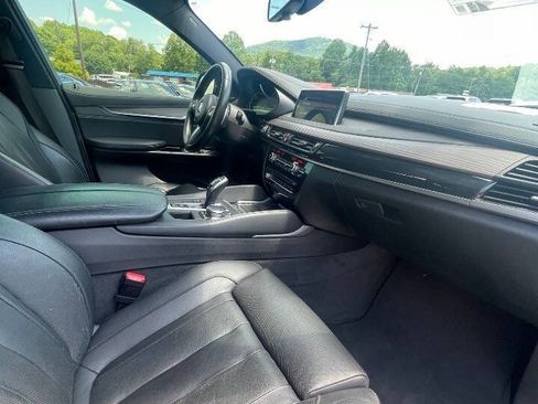 Used 2018 BMW X6 sDrive35i RWD image 15