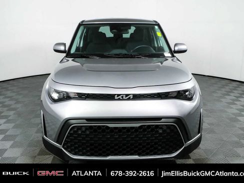 Used 2025 Kia Soul LX FWD image 23