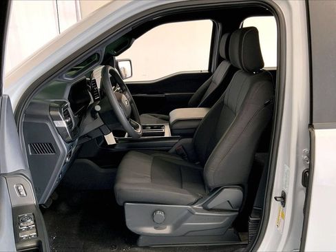 Used 2025 Ford F150 STX w/ Equipment Group 200A RWD image 15