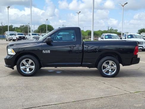 Used 2015 RAM 1500 Express RWD image 2