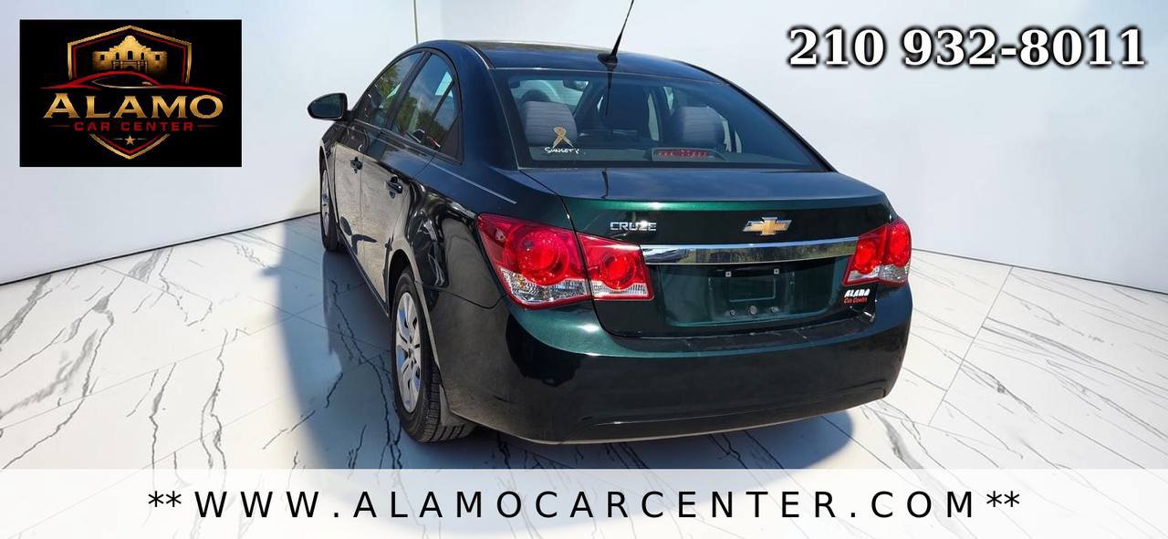 Used 2014 Chevrolet Cruze LS FWD image 3