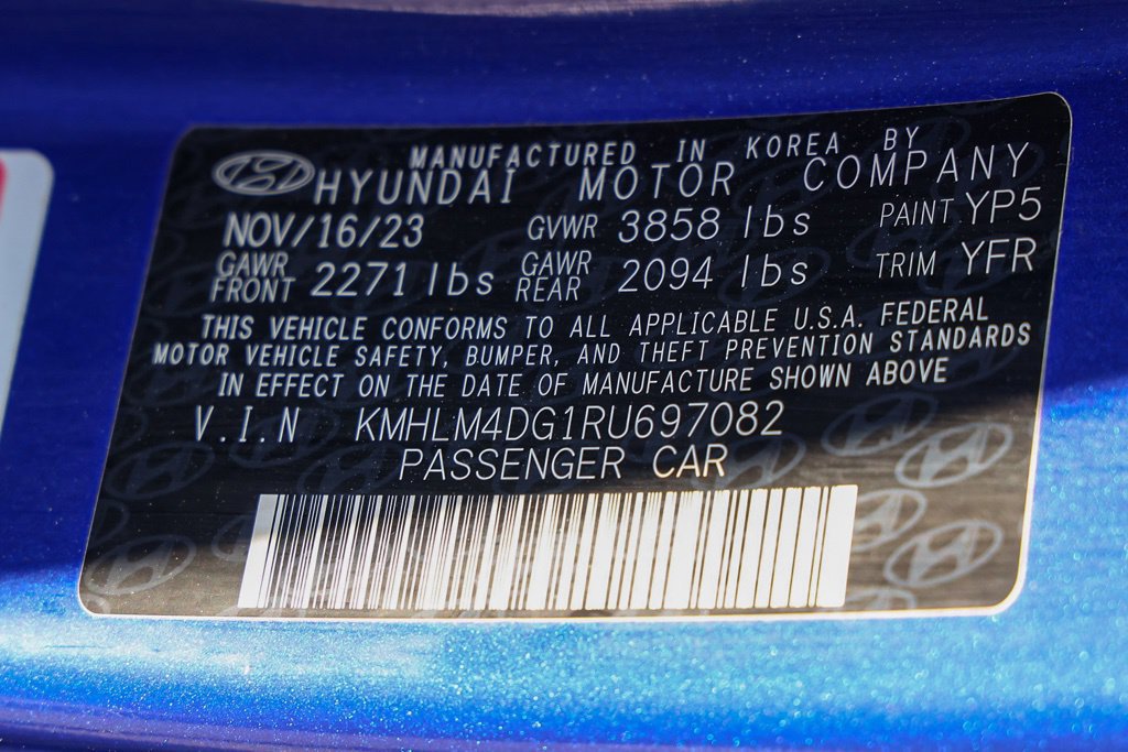 Used 2024 Hyundai Elantra SEL FWD image 34