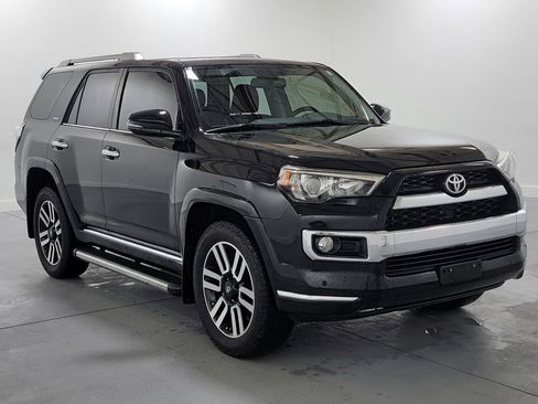 Used 2017 Toyota 4Runner Limited image 2