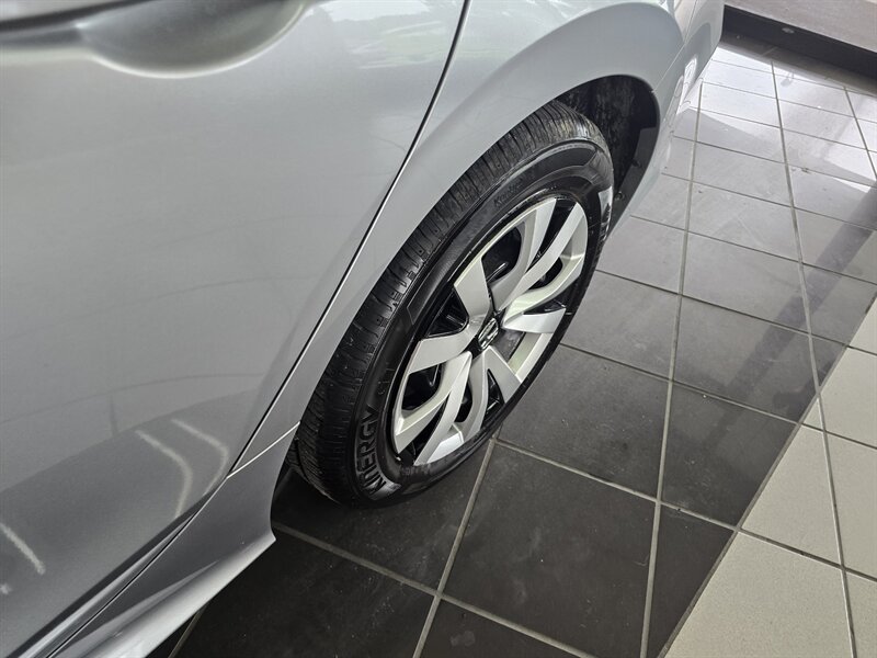 Used 2025 Honda Civic LX image 28