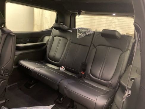 New 2026 Jeep Grand Wagoneer 4WD image 24