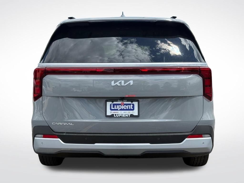 New 2026 Kia Carnival EX FWD image 4