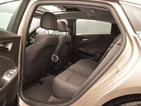 Used 2023 Chevrolet Malibu LT FWD image 15