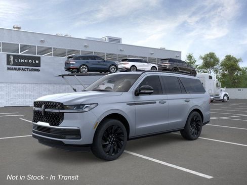 New 2026 Lincoln Navigator Reserve AWD/4WD image 1