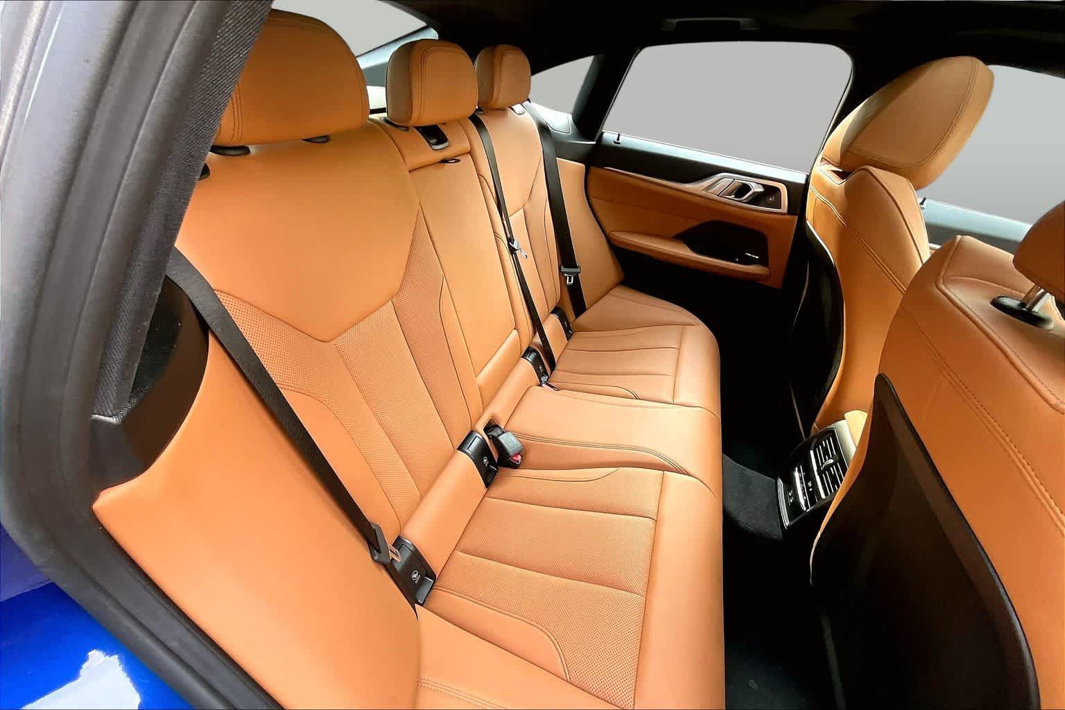 Used 2025 BMW M440i RWD image 19