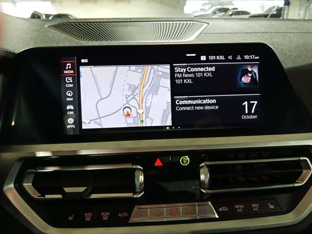 Used 2020 BMW 330i xDrive Sedan w/ Executive Package AWD/4WD image 19
