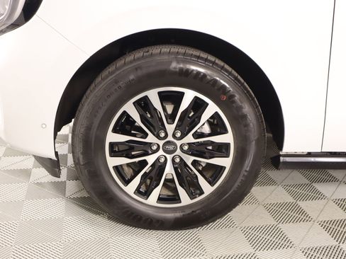 Used 2025 Ford Expedition Max Platinum image 20