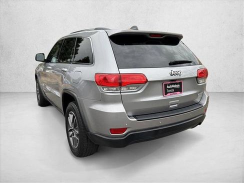 Used 2019 Jeep Grand Cherokee Laredo w/ Laredo X Package RWD image 5