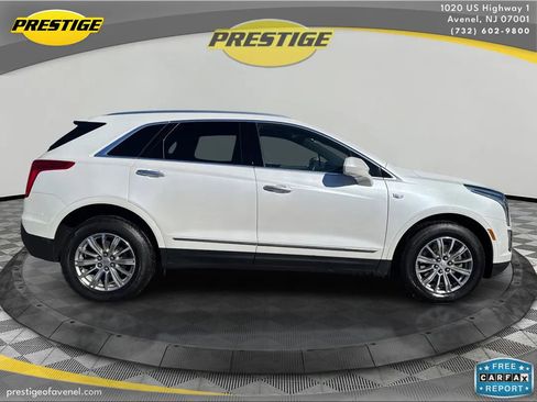 Used 2017 Cadillac XT5 Luxury w/ Driver Awareness Package image 4