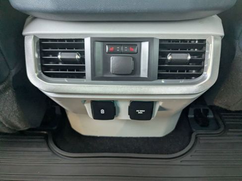 Used 2022 Ford F150 Limited AWD/4WD image 19