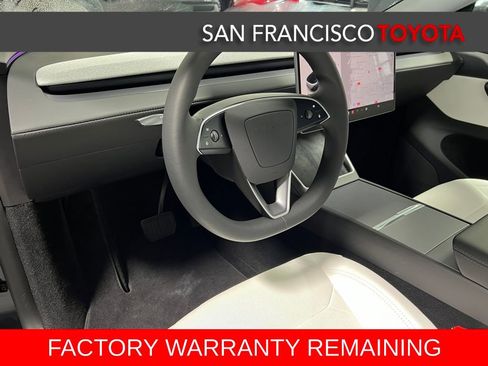 Used 2026 Tesla Model Y Long Range image 13