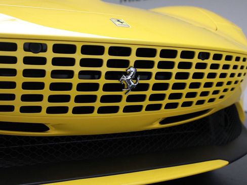 Certified 2025 Ferrari Roma Spider image 34