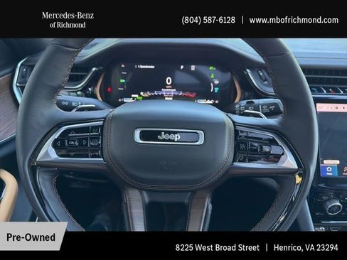 Used 2024 Jeep Grand Cherokee Summit w/ Luxury Tech Group V image 11