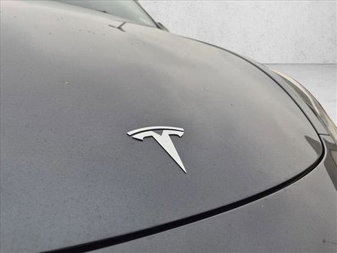 Used 2024 Tesla Model Y Performance AWD/4WD image 12
