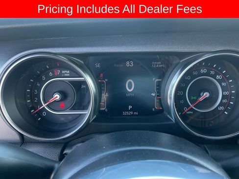 Used 2021 Jeep Gladiator Mojave w/ Cold Weather Group AWD/4WD image 9