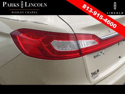 Used 2016 Lincoln MKX Select w/ Select Plus Package FWD image 13