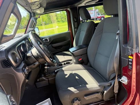 Used 2021 Jeep Wrangler Sport AWD/4WD image 20
