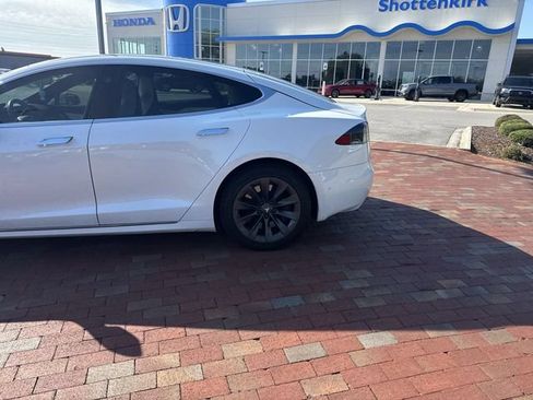 Used 2019 Tesla Model S Long Range AWD/4WD image 6