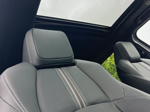 New 2026 Toyota 4Runner Limited AWD/4WD image 19