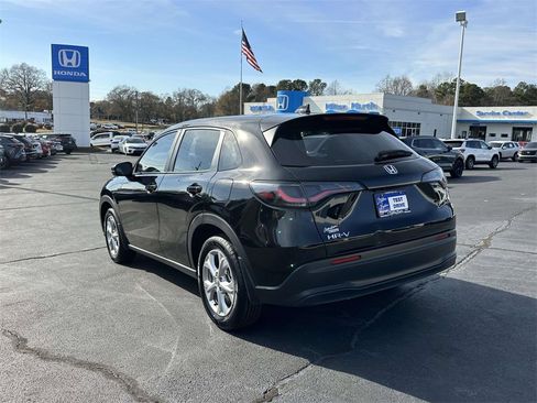Certified 2025 Honda HR-V LX image 23
