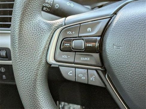 Used 2019 Honda Accord LX image 25