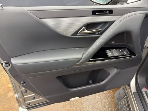 New 2026 Lexus LX 700h F Sport image 10