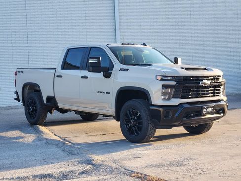 New 2026 Chevrolet Silverado 2500 Custom w/ Custom Value Package AWD/4WD image 2