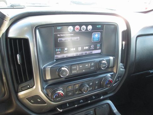 Used 2018 Chevrolet Silverado 1500 LT w/ All Star Edition image 24