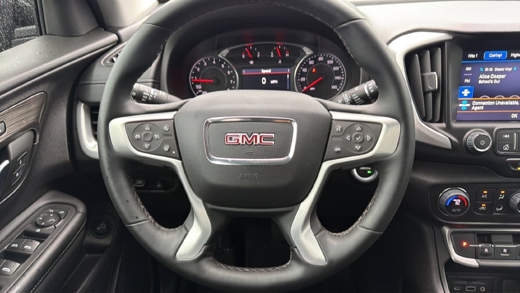 Used 2024 GMC Terrain SLT w/ Tech Package AWD/4WD image 11