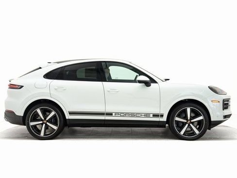 New 2026 Porsche Cayenne Coupe image 35