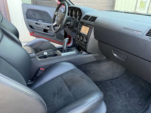 Used 2009 Dodge Challenger SRT8 w/ SRT Option Group II image 53
