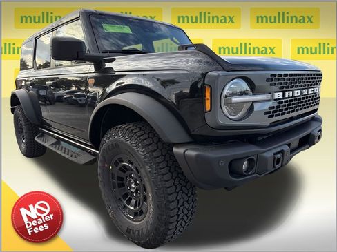 New 2026 Ford Bronco Badlands AWD/4WD image 1