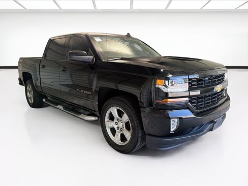 Used 2017 Chevrolet Silverado 1500 LT w/ All Star Edition RWD image 3