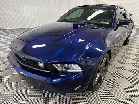 Used 2011 Ford Mustang GT Premium w/ Electronics Pkg image 3