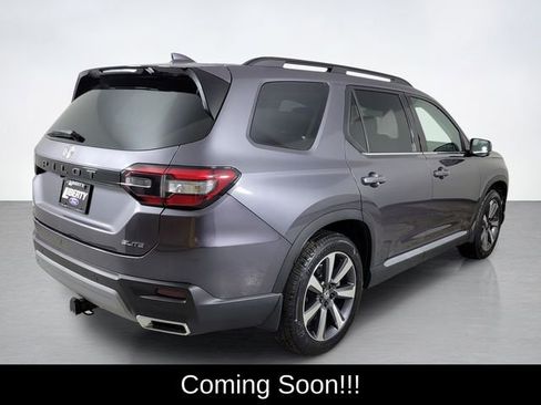 Used 2025 Honda Pilot Elite image 3