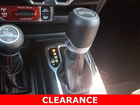 Used 2022 Jeep Wrangler Unlimited Rubicon AWD/4WD image 15